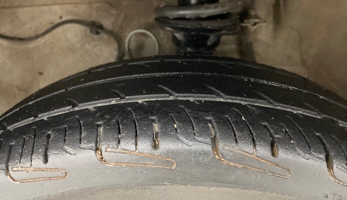 2019 Maruti Alto LXI, Petrol, Manual, 75,259 km, Left Front Tyre Tread