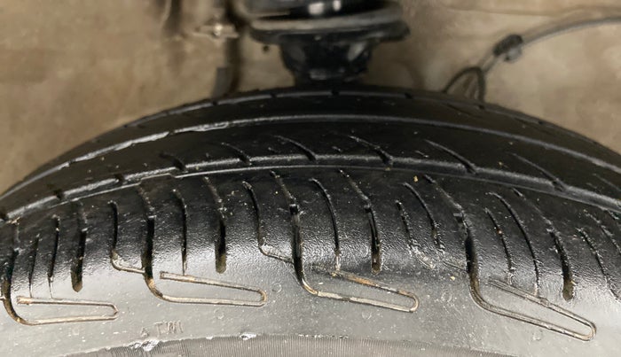 2019 Maruti Alto LXI, Petrol, Manual, 75,259 km, Right Front Tyre Tread