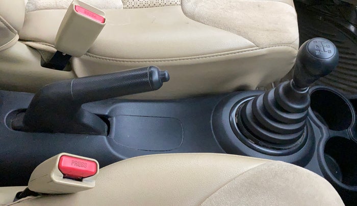 2013 Honda Brio E MT, Petrol, Manual, 62,275 km, Gear Lever