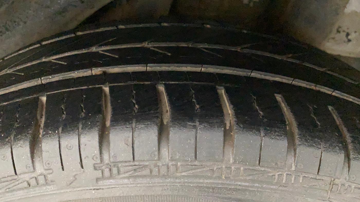 2013 Honda Brio E MT, Petrol, Manual, 62,275 km, Left Rear Tyre Tread
