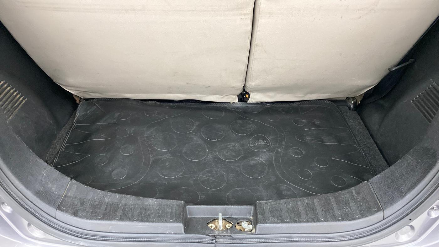 2015 Maruti Wagon R 1.0 VXI, Petrol, Manual, 73,736 km, Boot Inside