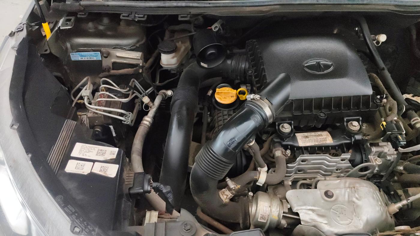 2021 Tata NEXON XE PETROL, Petrol, Manual, 35,694 km, Engine View - Right