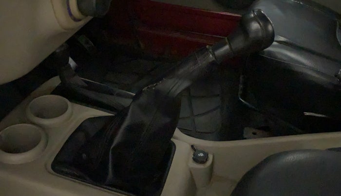 2017 Mahindra Thar CRDE 4X4 AC, Diesel, Manual, 55,583 km, Gear lever - Boot cover slightly torn
