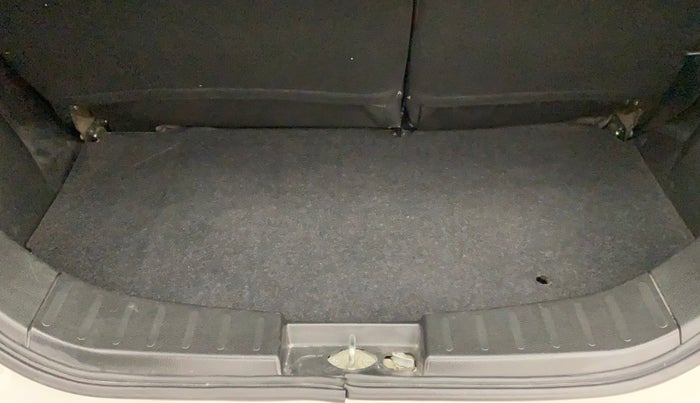 2016 Maruti Wagon R 1.0 VXI AMT, Petrol, Automatic, 69,491 km, Boot Inside