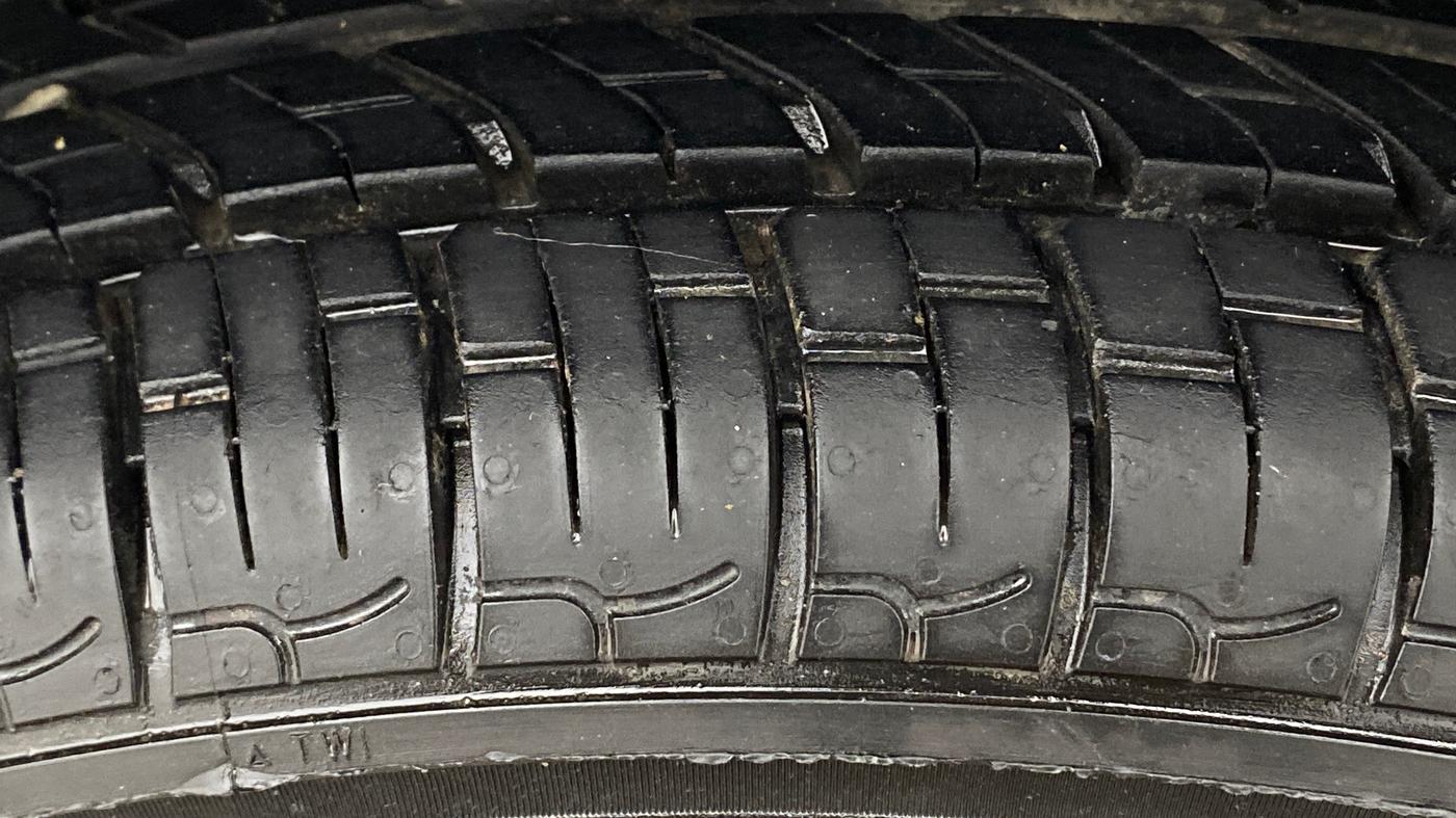 2019 Datsun Redi Go T (O), Petrol, Manual, 38,330 km, Left Rear Tyre Tread