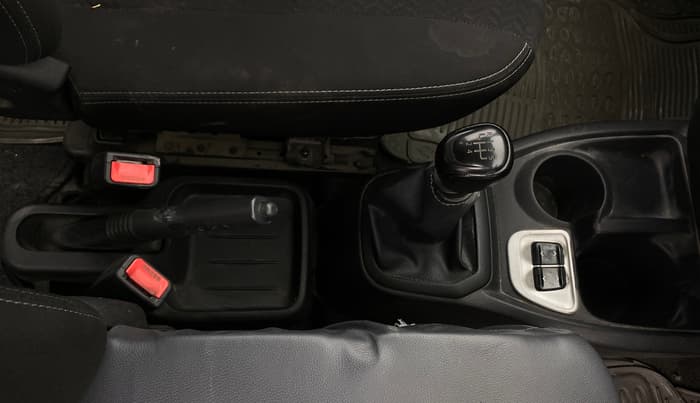 2019 Datsun Redi Go T (O), Petrol, Manual, 38,330 km, Gear Lever