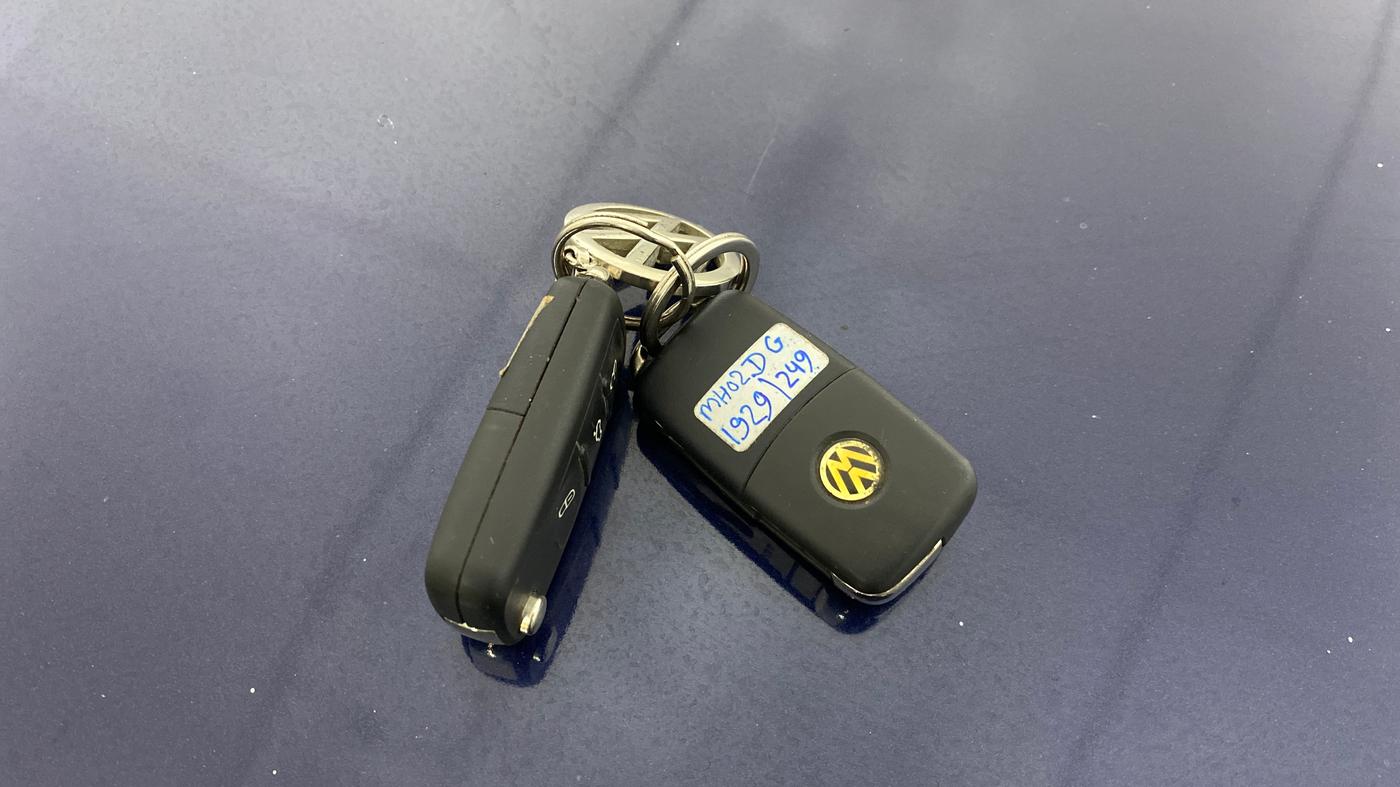 2013 Volkswagen Vento HIGHLINE DIESEL 1.6, Diesel, Manual, 22,392 km, Key Close Up