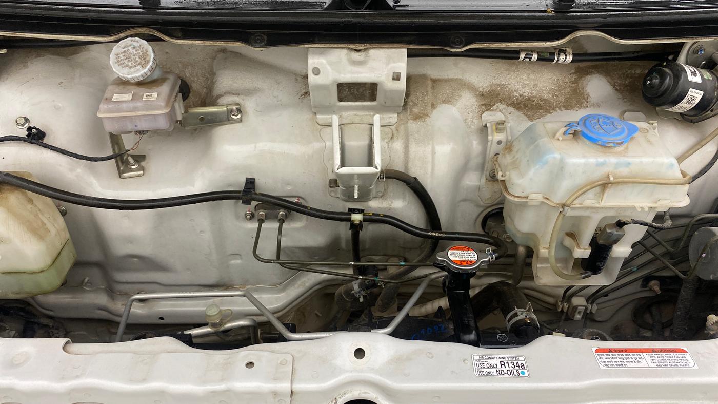 2023 Maruti Eeco 5 STR AC, Petrol, Manual, 53,601 km, Engine View