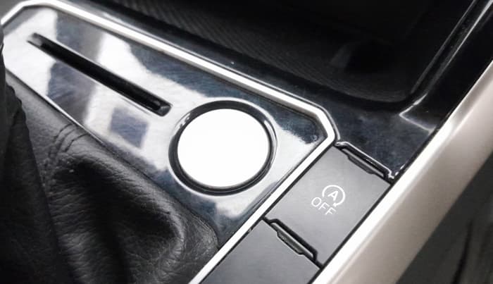 2023 Volkswagen VIRTUS TOPLINE TSI 1.0 AT, Petrol, Automatic, 25,762 km, Adaptive Cruise Control
