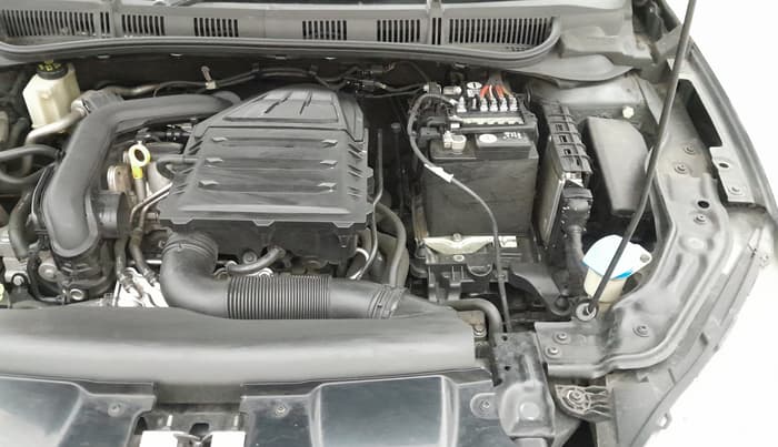2023 Volkswagen VIRTUS TOPLINE TSI 1.0 AT, Petrol, Automatic, 25,762 km, Engine View - Left