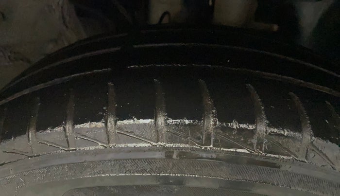 2022 Renault Kwid CLIMBER MT 1.0, Petrol, Manual, 67,463 km, Right Front Tyre Tread