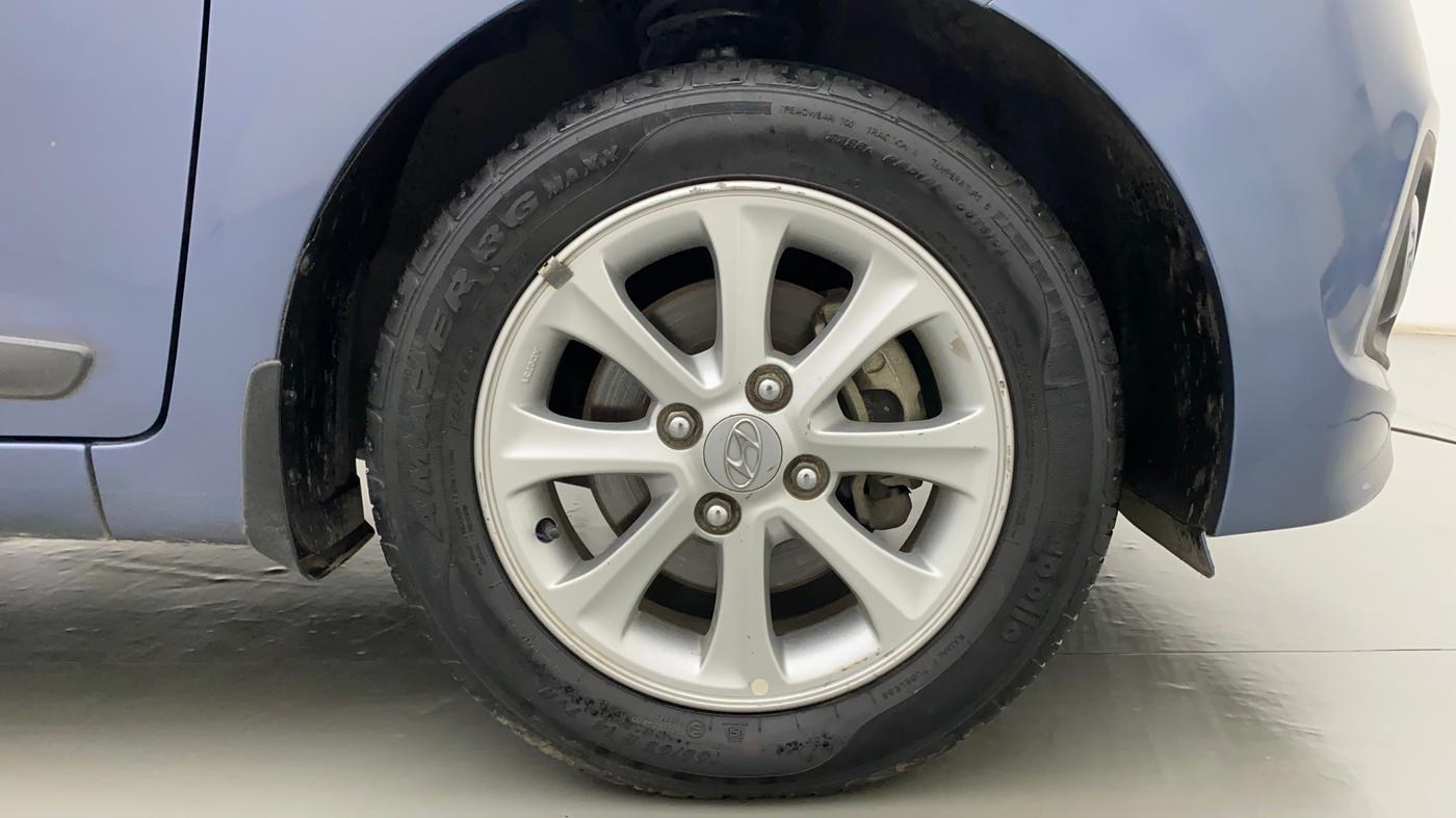 2015 Hyundai Grand i10 ASTA AT 1.2 KAPPA VTVT, Petrol, Automatic, 51,295 km, Right Front Wheel