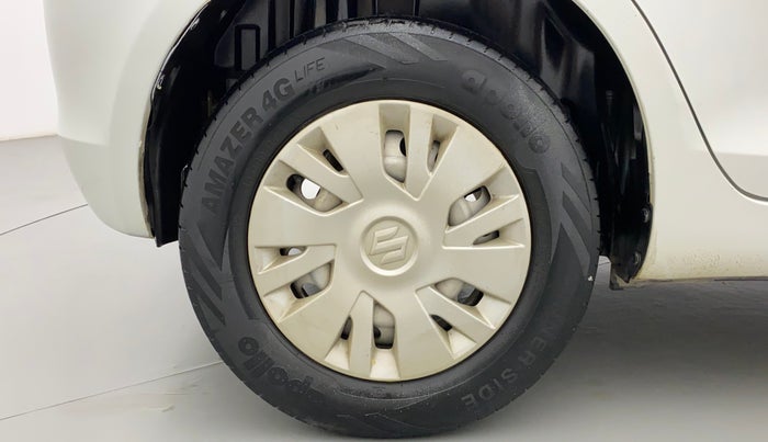 2015 Maruti Swift LXI (O), CNG, Manual, 98,674 km, Right Rear Wheel
