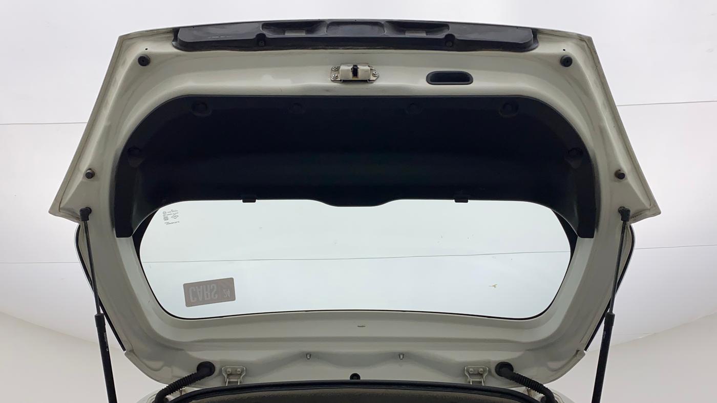 2015 Maruti Swift LXI (O), CNG, Manual, 98,674 km, Boot Door Open