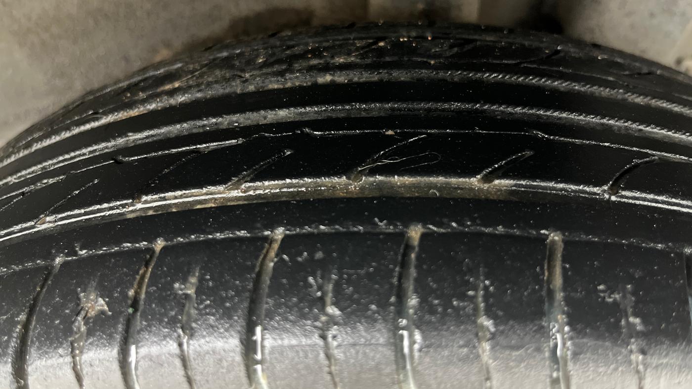 2014 Hyundai Grand i10 ASTA AT 1.2 KAPPA VTVT, Petrol, Automatic, 1,05,530 km, Left Rear Tyre Tread