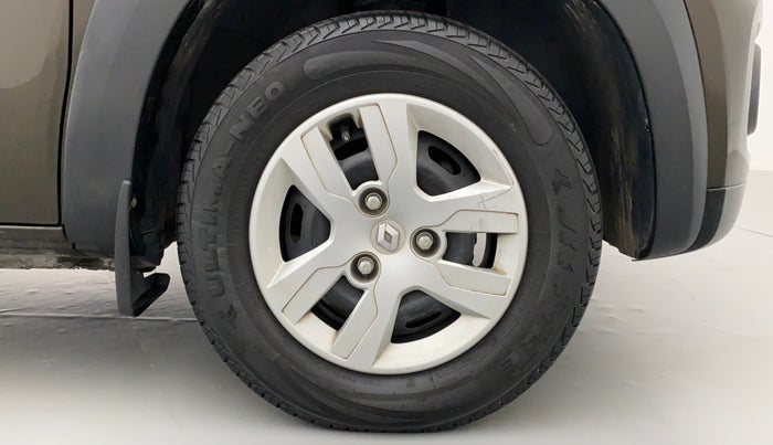 2015 Renault Kwid RXT Opt, Petrol, Manual, 21,225 km, Right Front Tyre