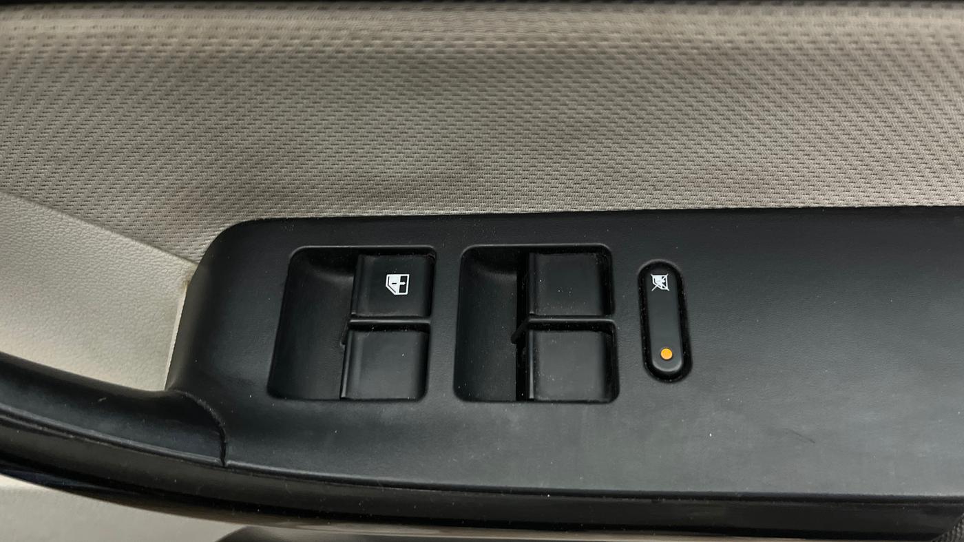 2022 Tata TIGOR XZ PLUS CNG, CNG, Manual, 94,845 km, Driver Side Door Panels Control