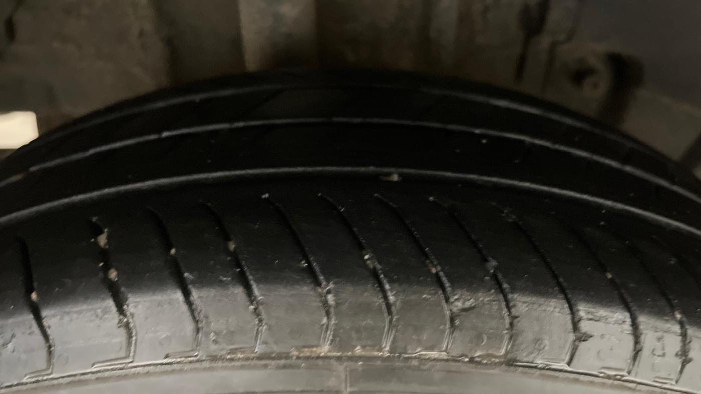 2022 Tata TIGOR XZ PLUS CNG, CNG, Manual, 94,845 km, Right Rear Tyre Tread