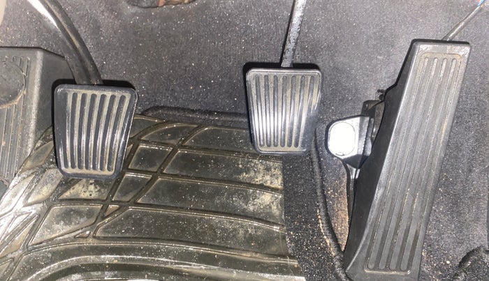 2017 Hyundai Tucson 2WD MT PETROL, Petrol, Manual, 1,03,161 km, Pedals