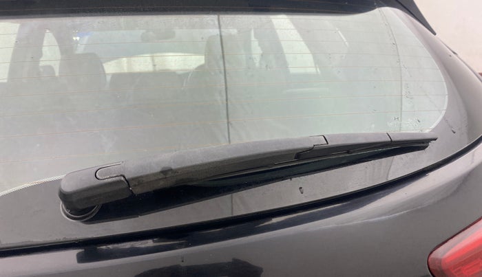 2017 Hyundai Tucson 2WD MT PETROL, Petrol, Manual, 1,03,161 km, Rear Wiper