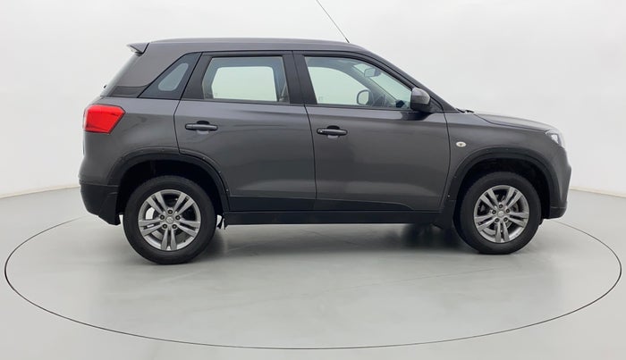 2016 Maruti Vitara Brezza ZDI, Diesel, Manual, 59,299 km, Right Side View