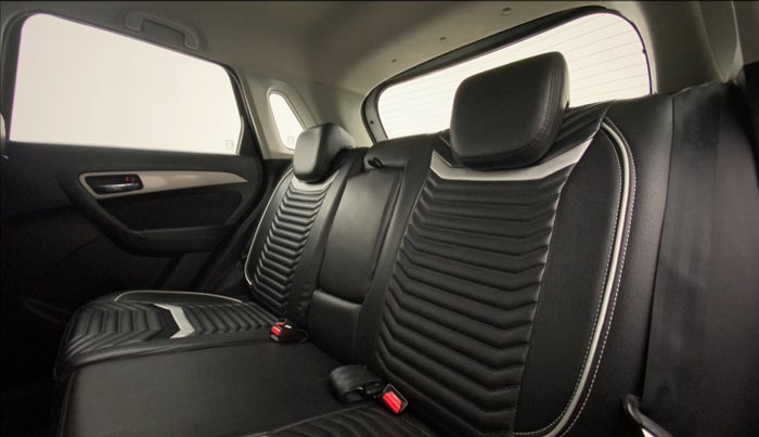 2016 Maruti Vitara Brezza ZDI, Diesel, Manual, 59,299 km, Right Side Rear Door Cabin