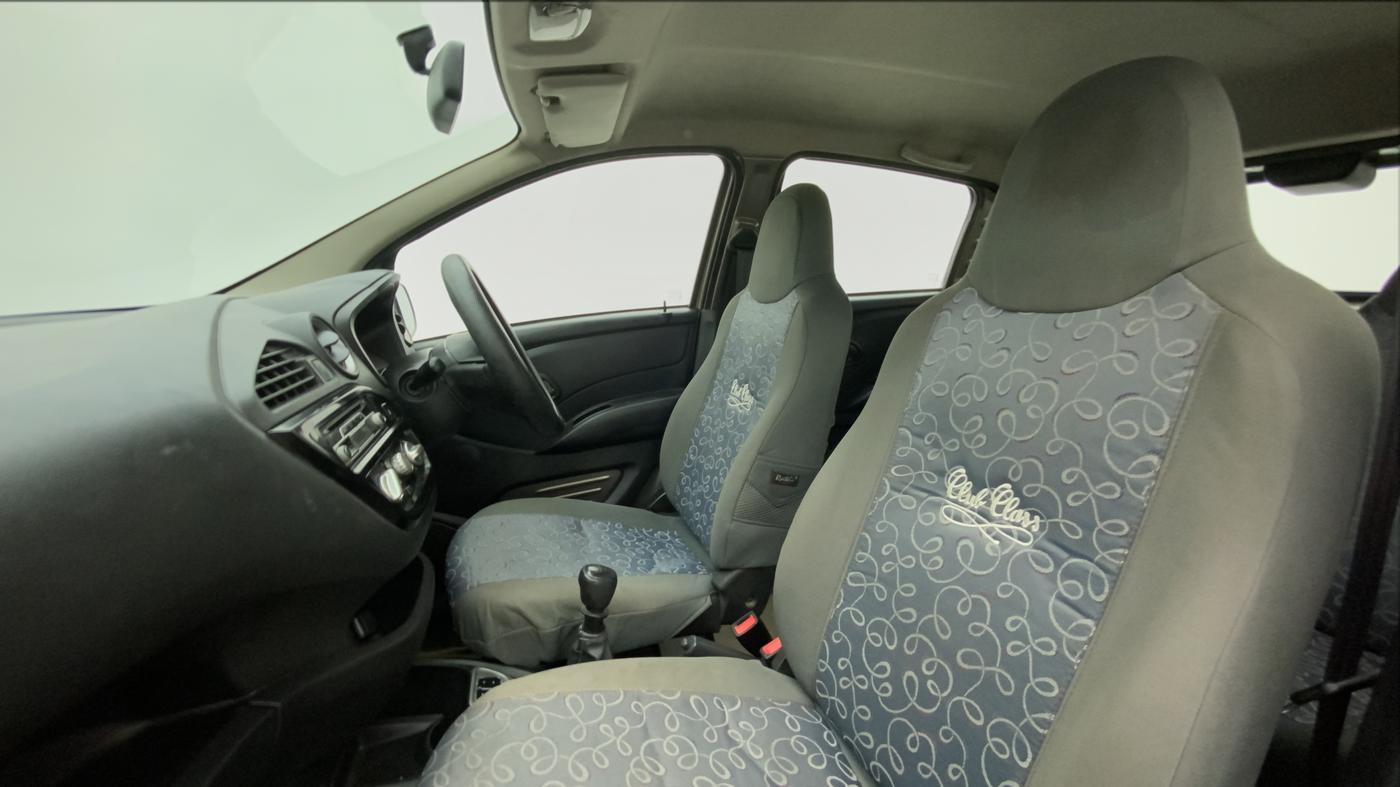 2017 Datsun Redi Go T (O), Petrol, Manual, 53,382 km, Right Side Front Door Cabin