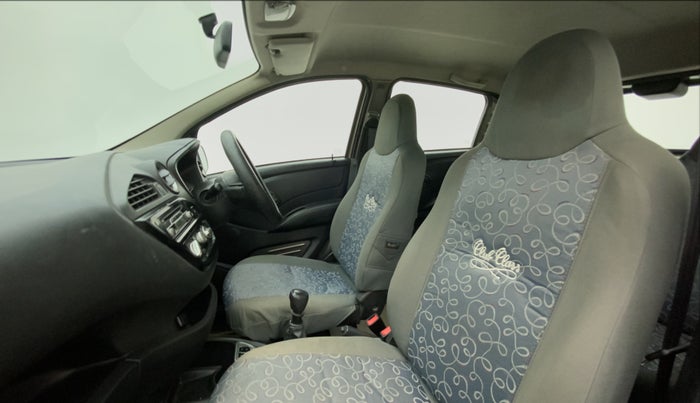 2017 Datsun Redi Go T (O), Petrol, Manual, 53,382 km, Right Side Front Door Cabin
