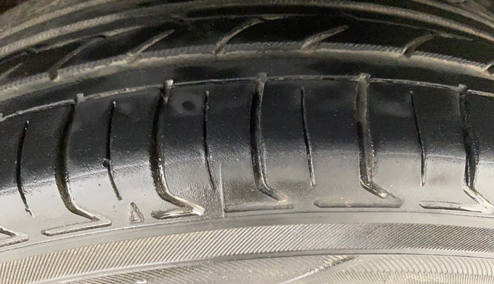 2018 Tata TIGOR XM PETROL, CNG, Manual, 1,15,652 km, Right Front Tyre Tread