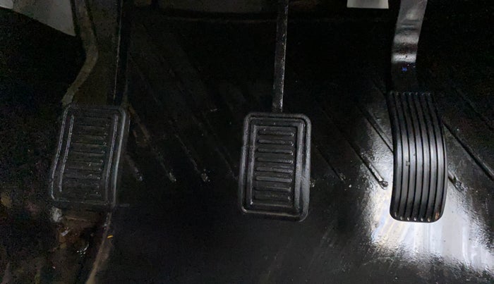 2016 Mahindra Thar CRDE 4X4 AC, Diesel, Manual, 33,630 km, Pedals