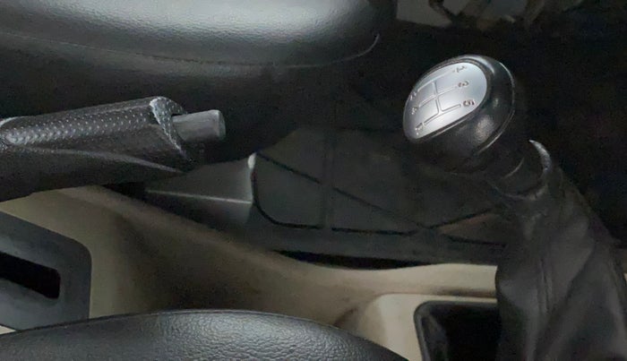 2016 Mahindra Thar CRDE 4X4 AC, Diesel, Manual, 33,630 km, Gear Lever