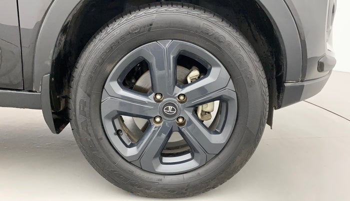 2022 Tata NEXON XZ PLUS (O) PETROL DARK EDITION, Petrol, Manual, 27,443 km, Right Front Wheel
