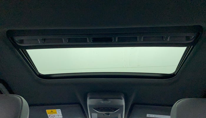2022 Tata NEXON XZ PLUS (O) PETROL DARK EDITION, Petrol, Manual, 27,443 km, Moonroof/ Sunroof