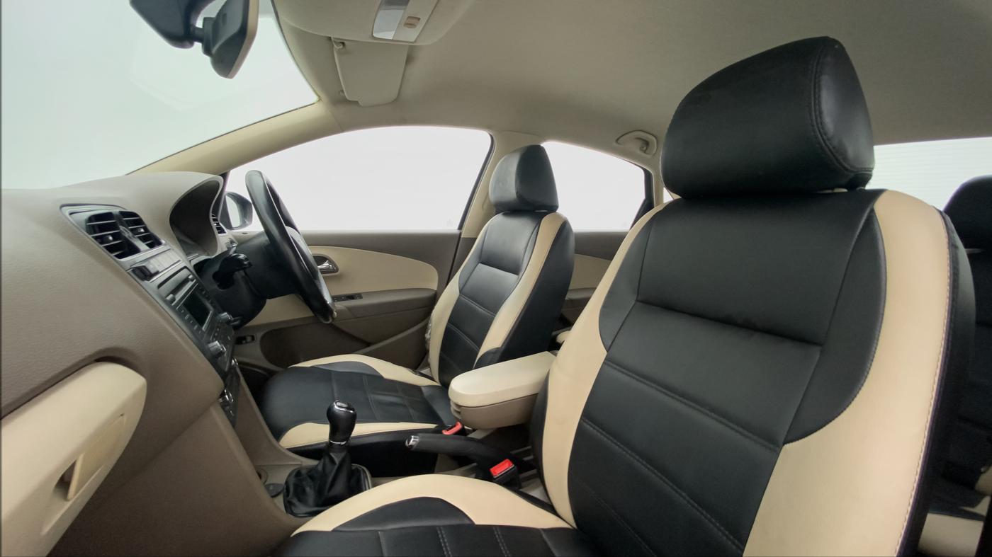 2016 Skoda Rapid STYLE 1.5 TDI, Diesel, Manual, 1,00,615 km, Right Side Front Door Cabin