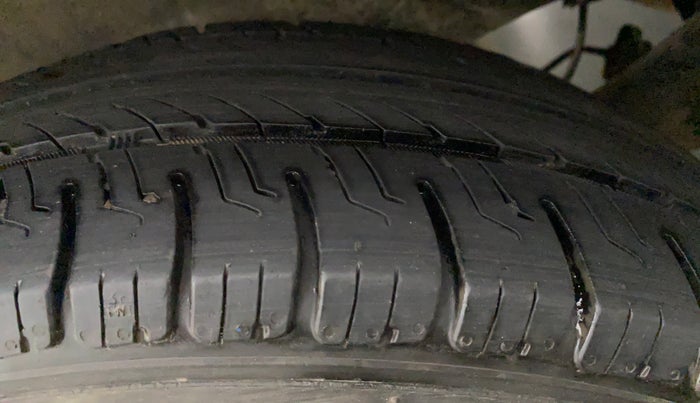 2019 Maruti New Wagon-R LXI CNG 1.0, CNG, Manual, 70,440 km, Left Rear Tyre Tread