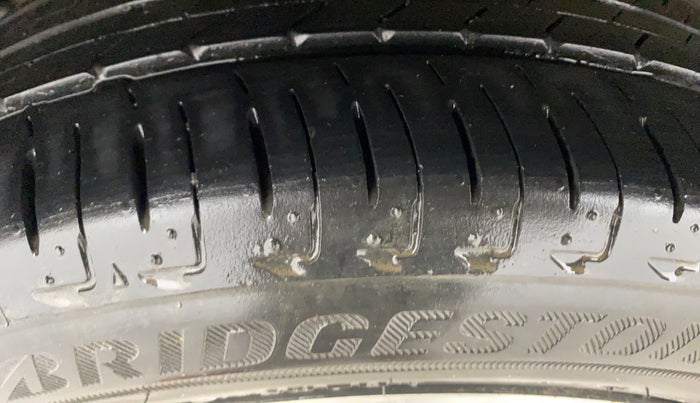 2022 Honda City 1.5L I-VTEC ZX CVT, Petrol, Automatic, 31,701 km, Right Rear Tyre Tread