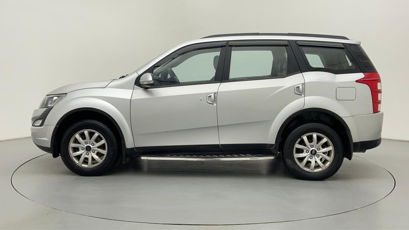2017 Mahindra XUV500 W6 4X2, Diesel, Manual, 1,96,469 km, Left Side