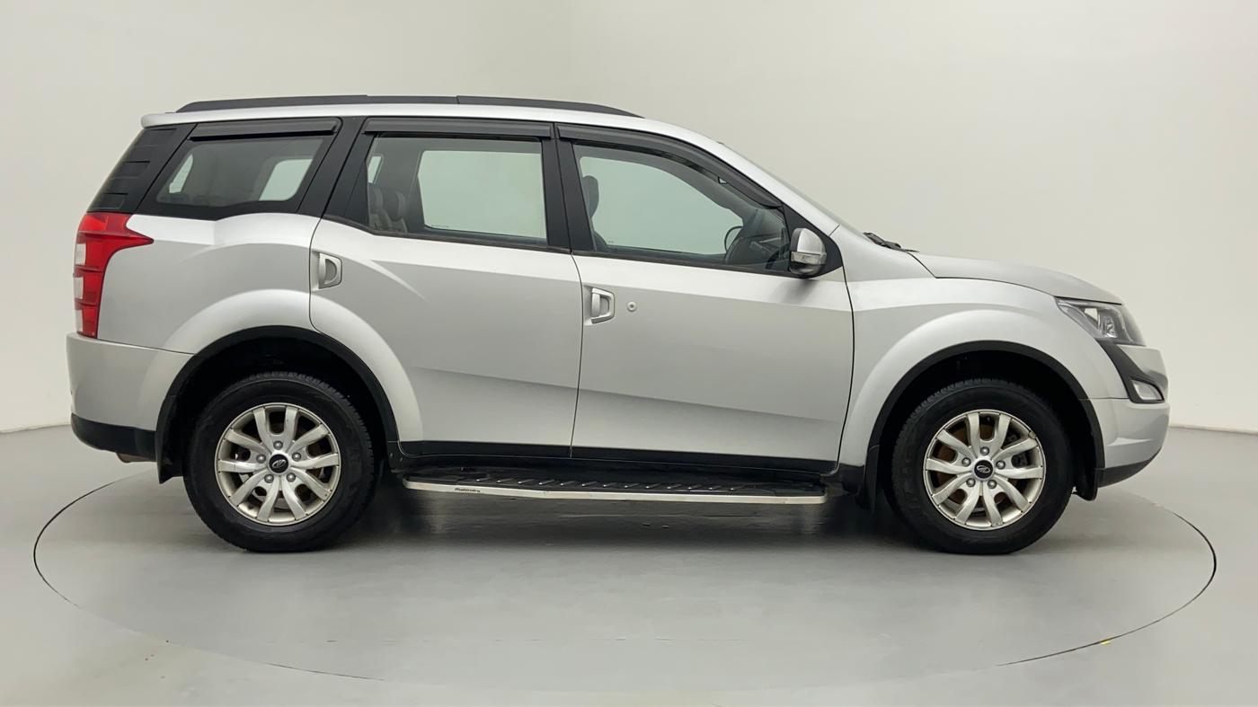 2017 Mahindra XUV500 W6 4X2, Diesel, Manual, 1,96,469 km, Right Side