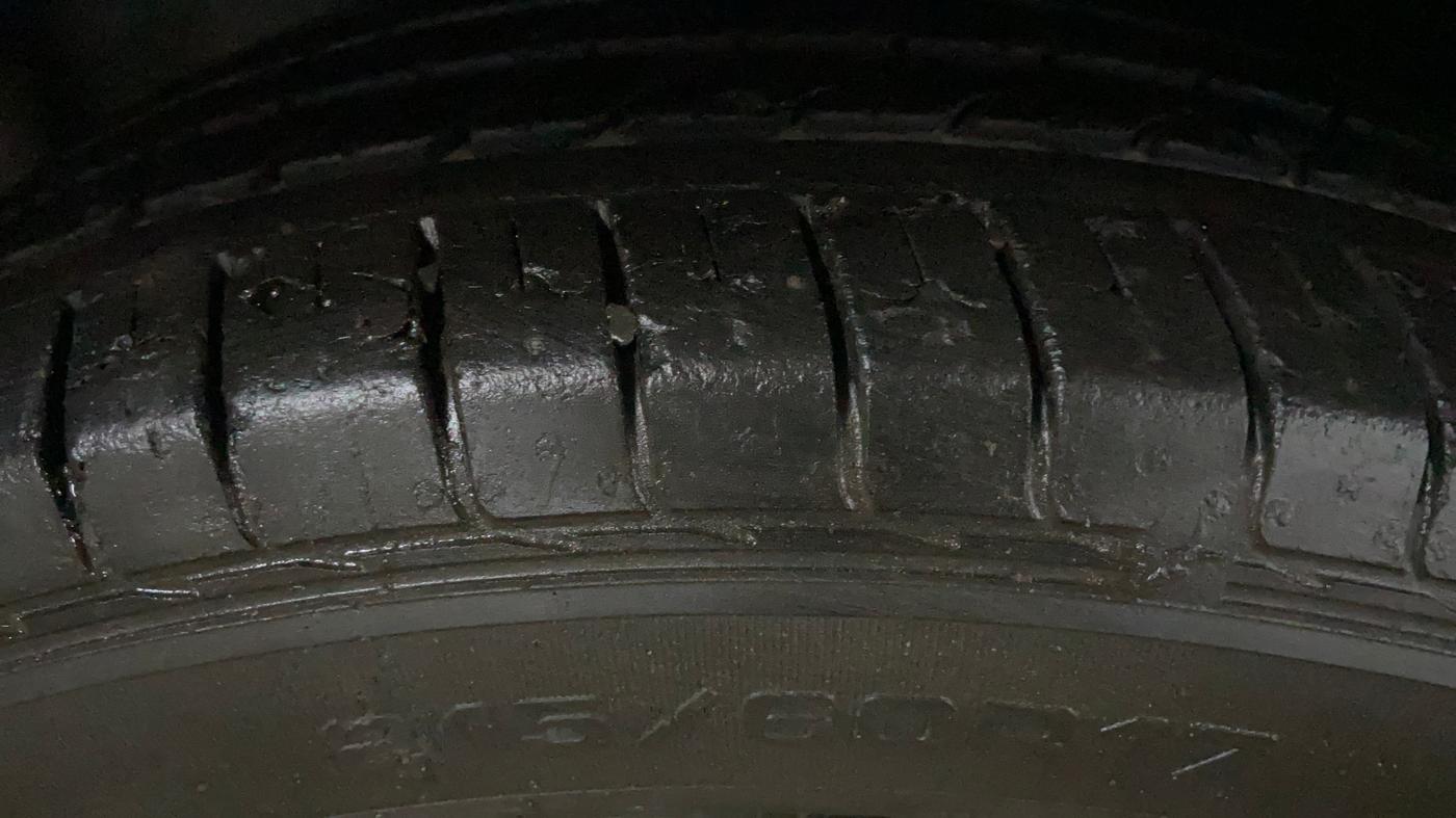 2019 MG HECTOR SHARP 1.5 DCT PETROL, Petrol, Automatic, 43,574 km, Right Rear Tyre Tread