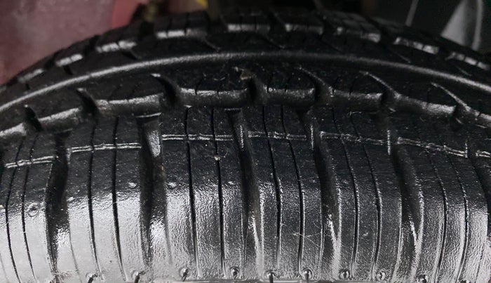 2016 Tata Nano TWIST XTA, Petrol, Automatic, 19,244 km, Right Front Tyre Tread