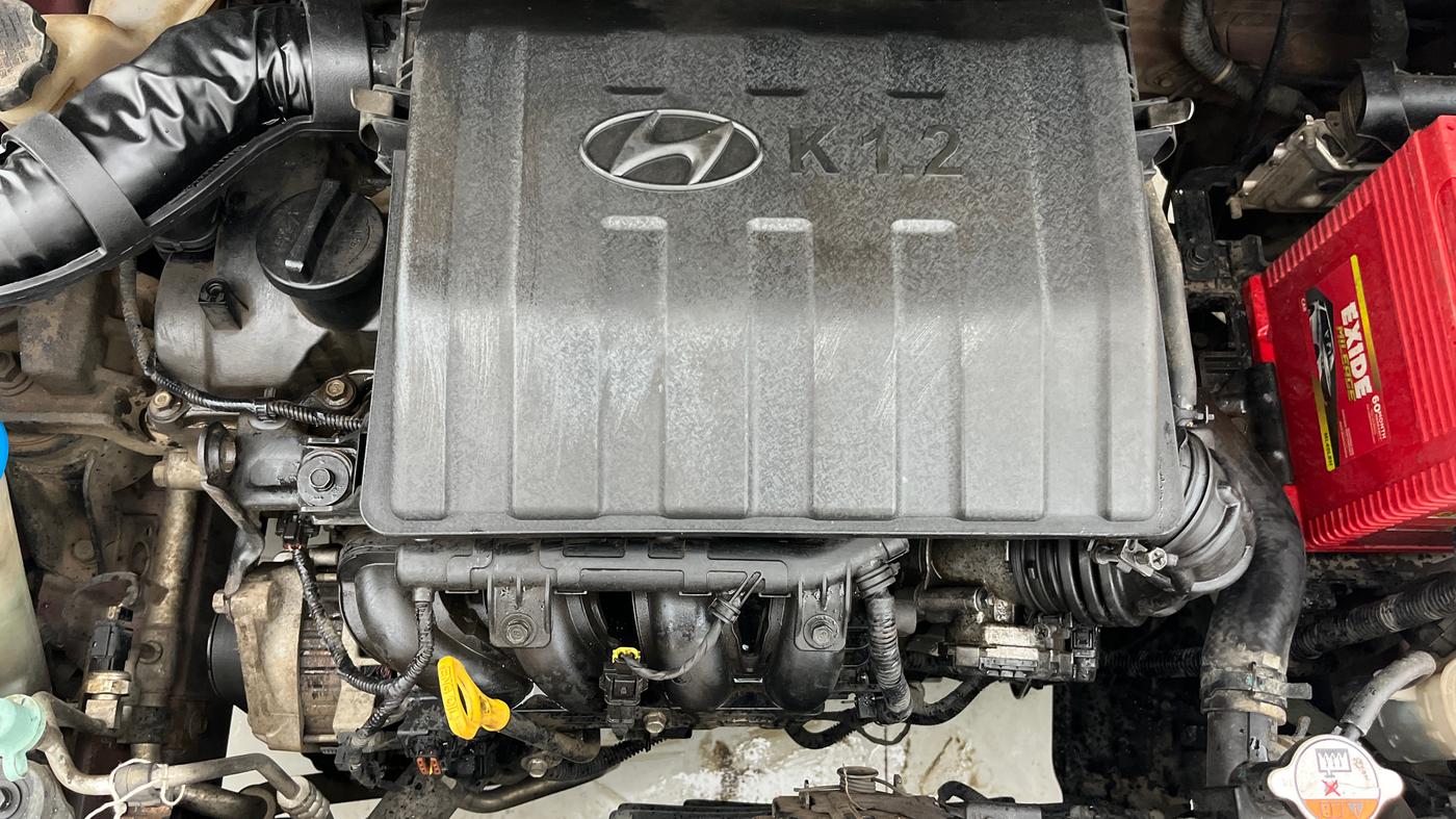2014 Hyundai Grand i10 SPORTZ 1.2 KAPPA VTVT, Petrol, Manual, 78,777 km, Engine View