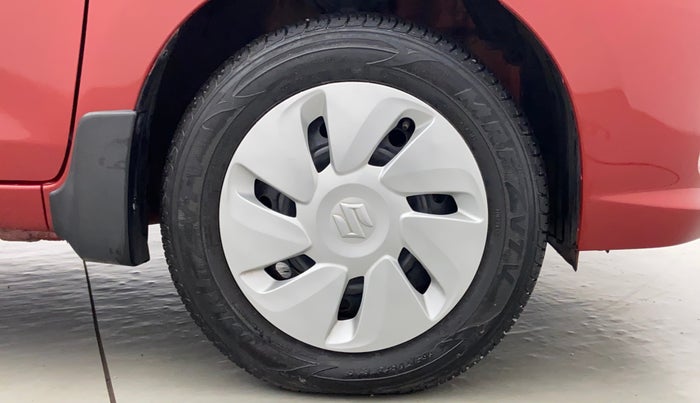 2017 Maruti Celerio ZXI D, Petrol, Manual, 4,815 km, Right Front Tyre