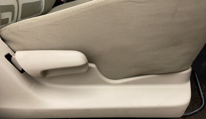 2017 Maruti Celerio ZXI D, Petrol, Manual, 4,815 km, Driver Side Adjustment Panel