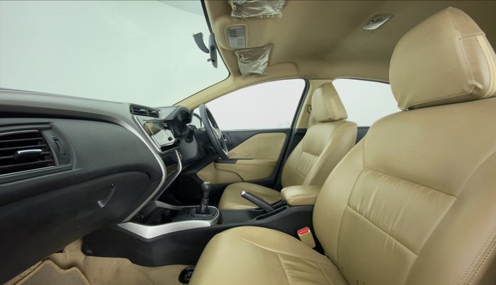 2018 Honda City V MT PETROL, Petrol, Manual, 32,812 km, Right Side Front Door Cabin