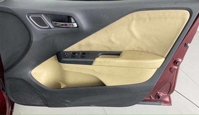 2018 Honda City V MT PETROL, Petrol, Manual, 32,812 km, Driver Side Door Panels Control