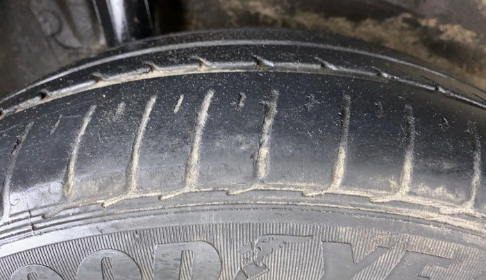 2018 Honda City V MT PETROL, Petrol, Manual, 32,812 km, Right Rear Tyre Tread