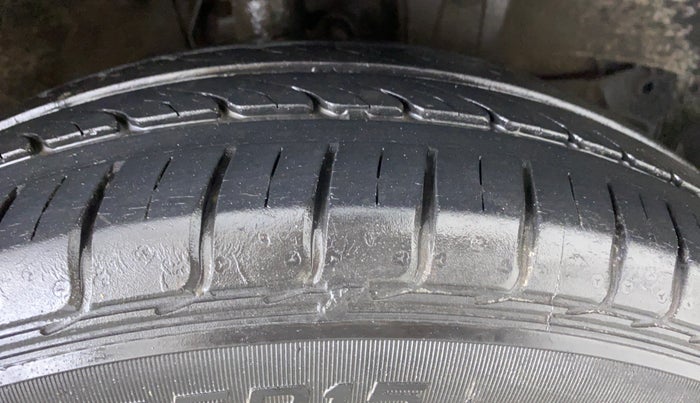 2018 Honda City V MT PETROL, Petrol, Manual, 32,812 km, Right Front Tyre Tread
