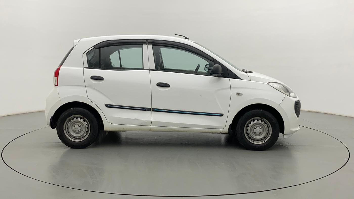 2019 Hyundai NEW SANTRO ERA 1.1, Petrol, Manual, 15,266 km, Right Side View