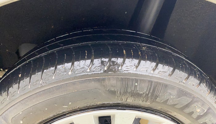 2020 Maruti Baleno DELTA PETROL 1.2, Petrol, Manual, 21,185 km, Left Rear Tyre Tread