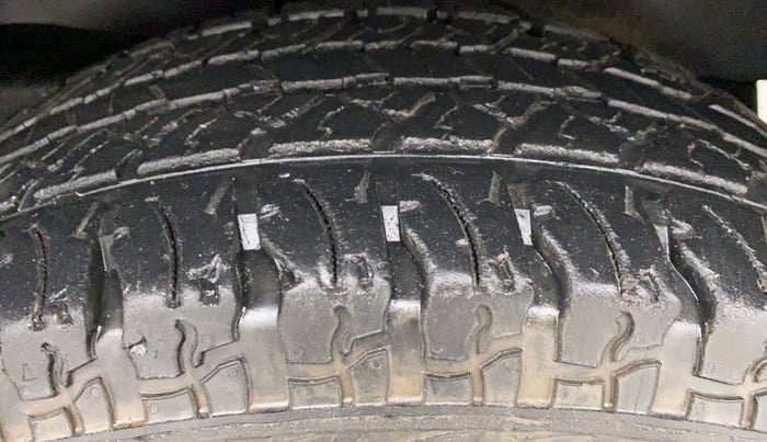 2021 Mahindra Thar LX PETROL HT 4WD AT, Petrol, Automatic, 18,575 km, Left Rear Tyre Tread